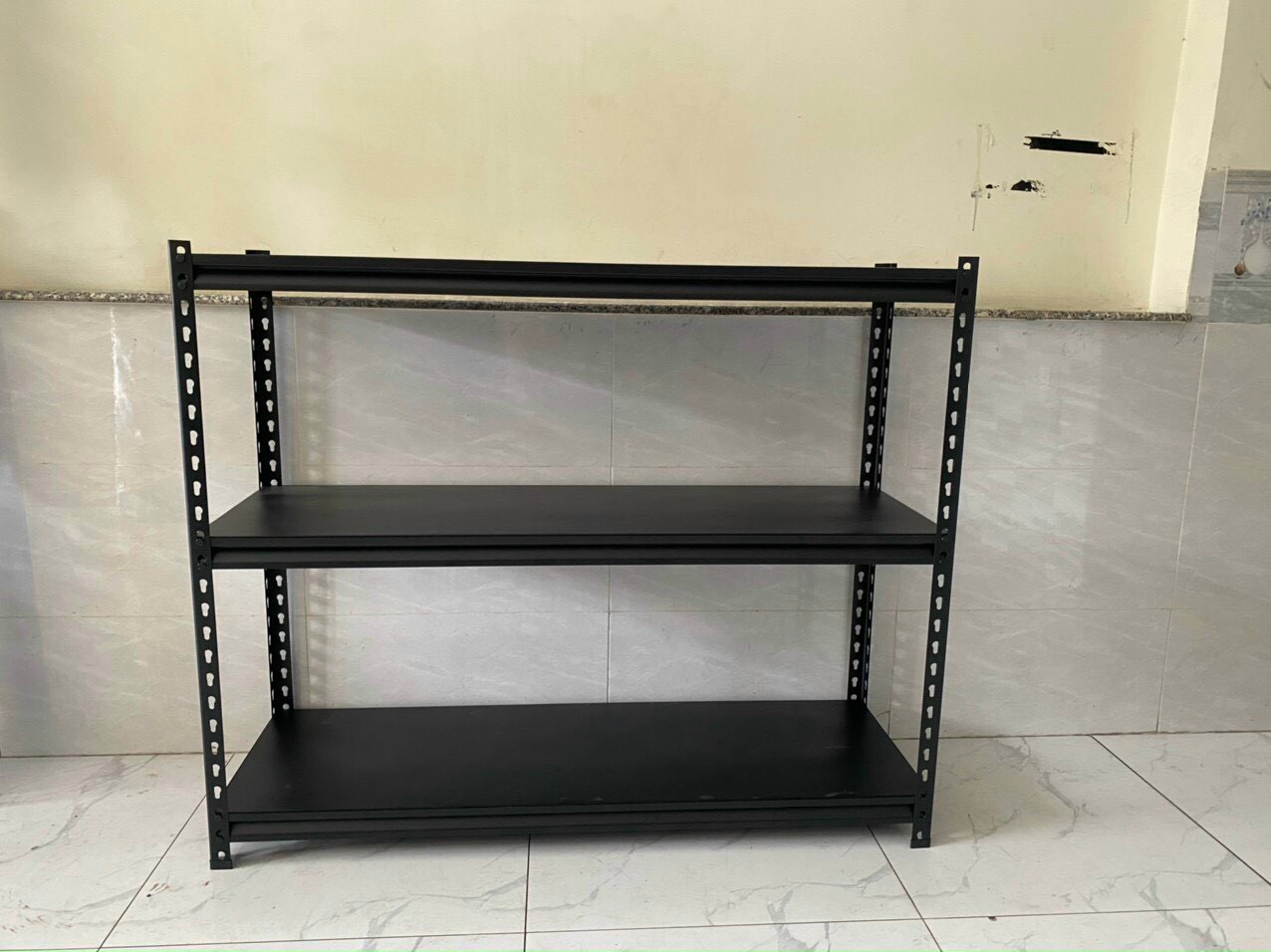 Kệ V móc gài thông minh, Kệ V cài, Kệ V không dùng ốc, Kệ rivet, Kệ V đen (33)